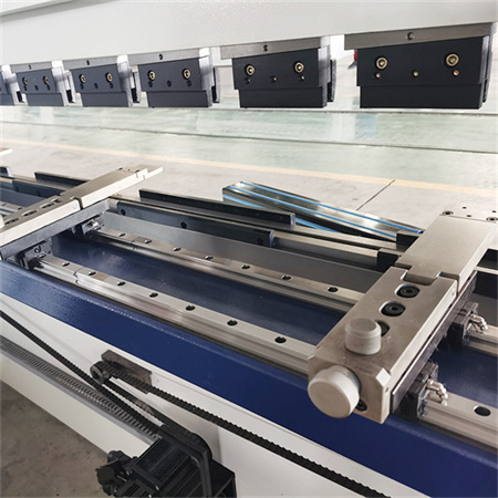 Macchina piegatubi per barre d'acciaio da costruzione/macchina piegatrice automatica per telai in acciaio con staffa angolare