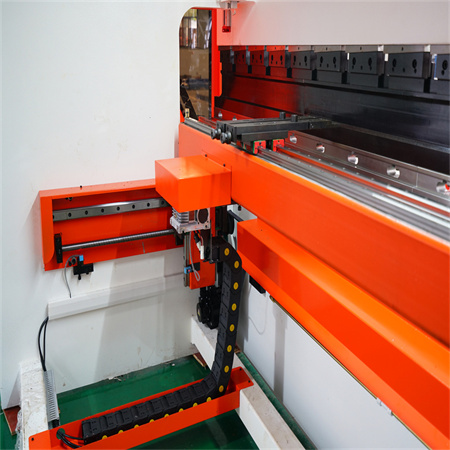 Advances Technology Pressa piegatrice idraulica professionale CNC a 8 assi ad alta configurazione