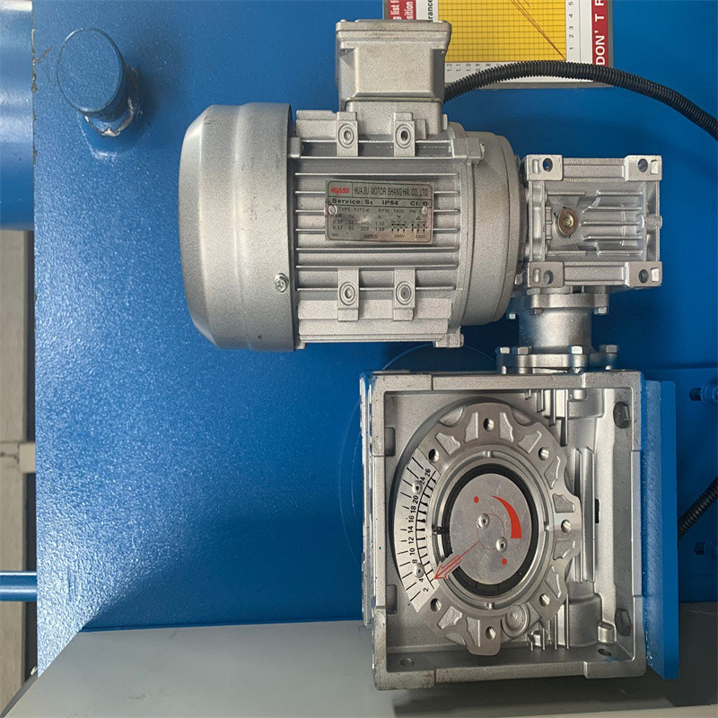Cesoia per lamiera d'acciaio idraulica CNC per impieghi gravosi da 6 mm x 3200 mm