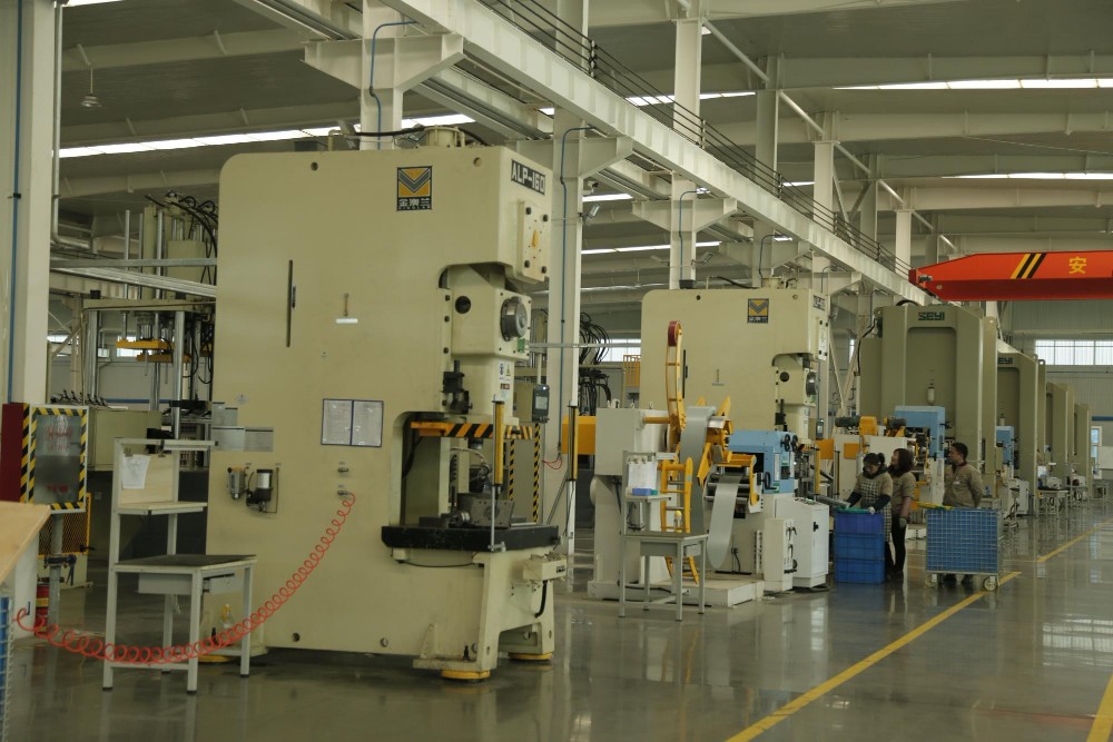 Punzonatrice CNC da 80 tonnellate Prezzo C Frame Power Press Piccola pressa idraulica