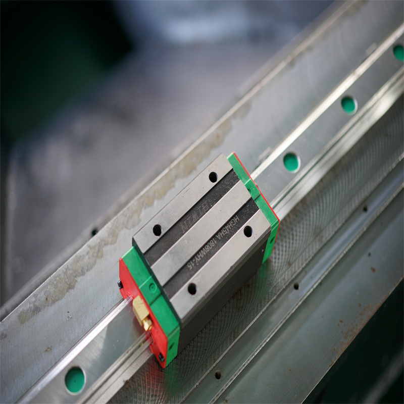 Macchina da taglio laser in fibra di acciaio inossidabile 500W 1000W 2000W di fabbricazione del laser di CNC
