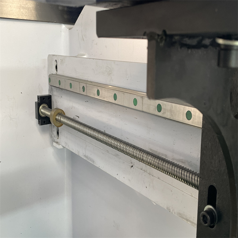 Macchina piegatubi del freno della pressa idraulica della lamiera di acciaio inossidabile di Wc67y 5mm di spessore