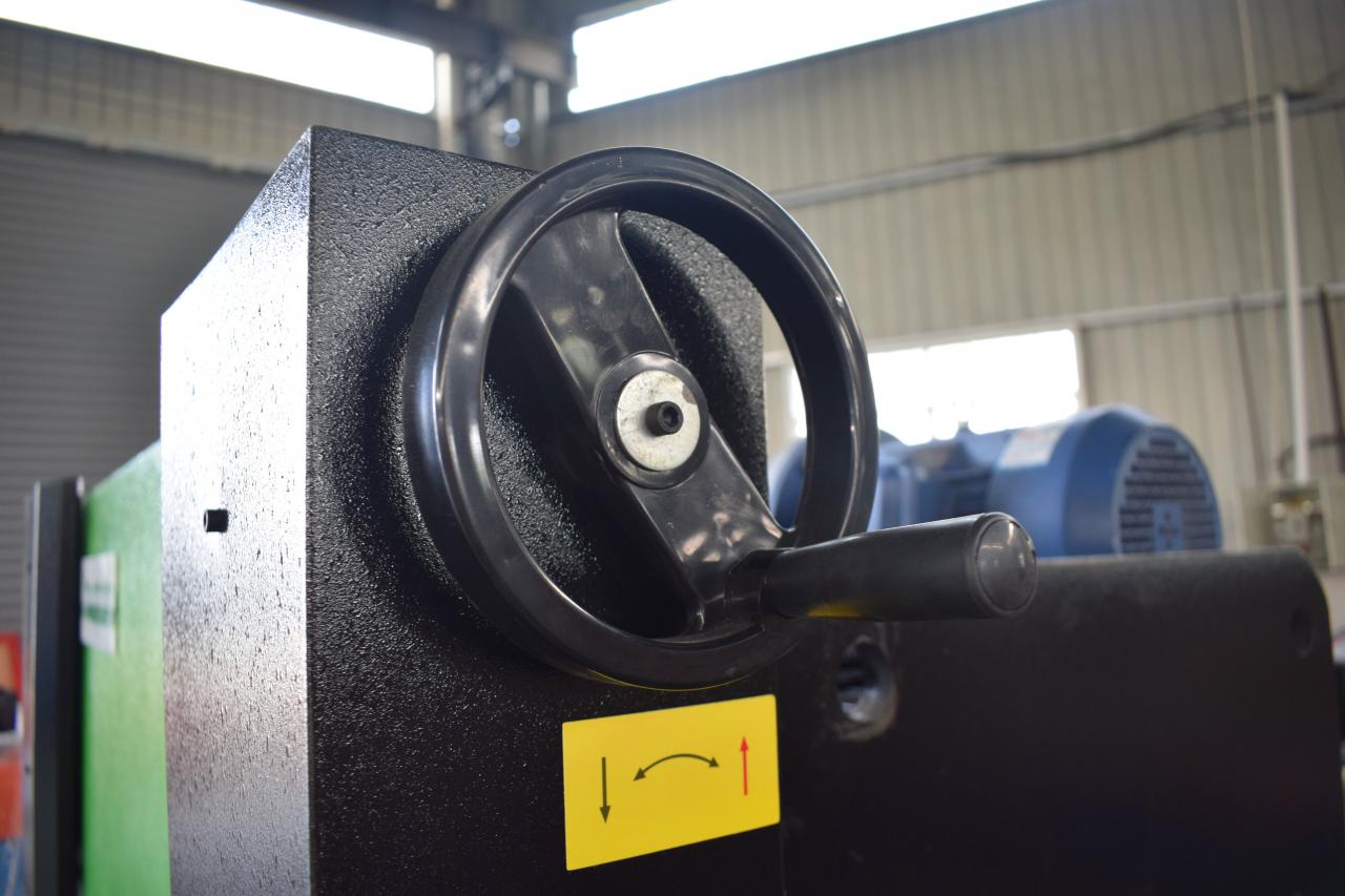 Pressa piegatrice idraulica CNC per la piegatura della lamiera Wc67y